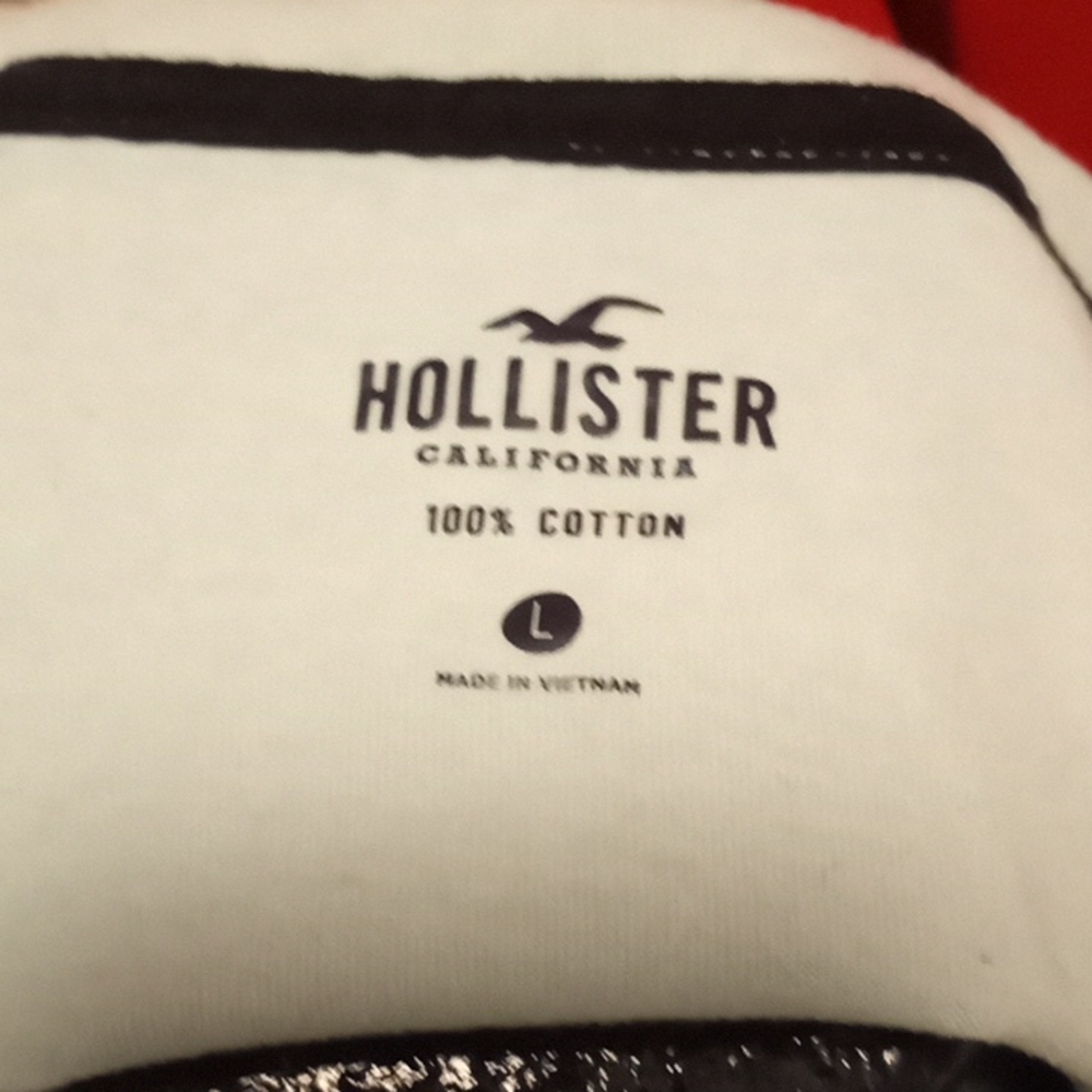 Hollister California Tee - Picture 5 of 5